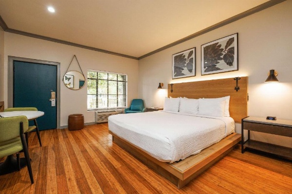 Inn Marin and Suites, Ascend Hotel Collection image 9